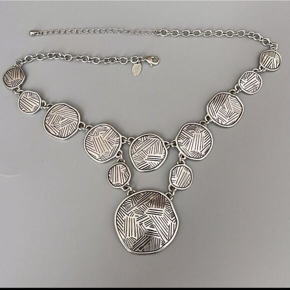 VTG LIA SOPHIA Silver Tone Abstract Dangle Statement Necklace No Wear 15.5”+3” - Picture 2 of 7